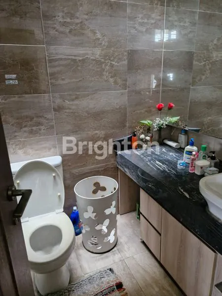 image RUMAH 2 LANTAI SEMI FURNISH DI NUSALOKA BSD (6)