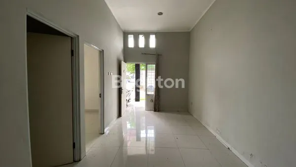 image RUMAH SIAP HUNI, LT 90 M² DI MUTIARA GADING TIMUR (8)