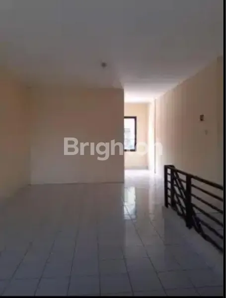 image RUKO DUA LANTAI STRATEGIS DI BENTENG BETAWI TAMAN ROYAL TANGERANG (2)