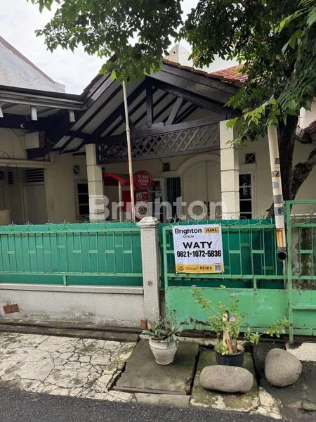 image RUMAH TUA 1,5 LANTAI (HOEK) DI RAWAMANGUN JAKARTA TIMUR  (4)