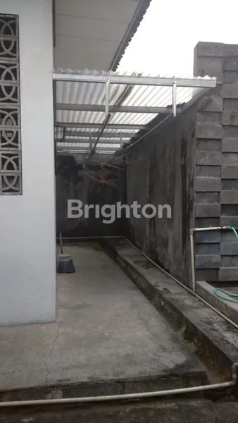 image RUMAH MEWAH FULL FURNISHED DI GAJAHAN COLOMADU (6)