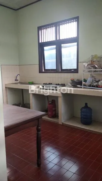 image RUMAH MEWAH FULL FURNISHED DI GAJAHAN COLOMADU (5)