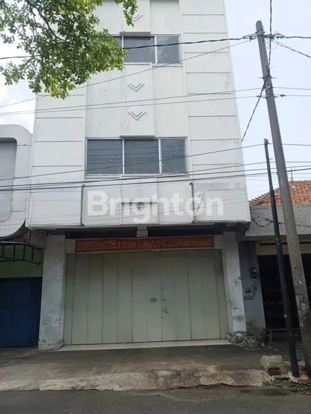 image RUKO STRATEGIS 4,5 LANTAI DI JL. YOS SUDARSO SOLO (1)
