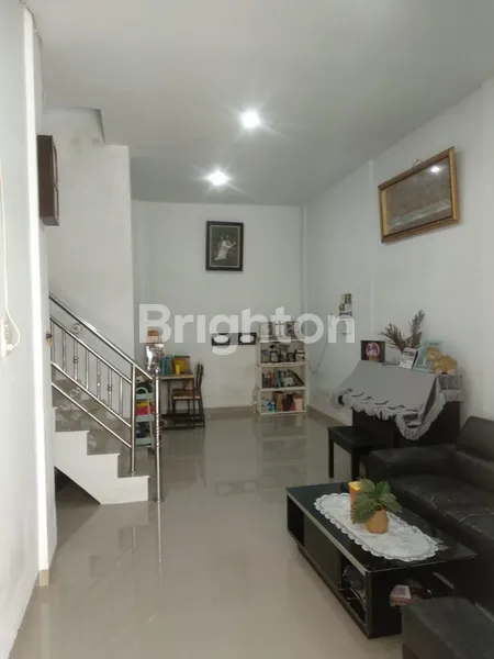 image RUMAH DI KOMPLEK MEHER PALACE JALAN SISINGAMANGARAJA, MEDAN AMPLAS (7)