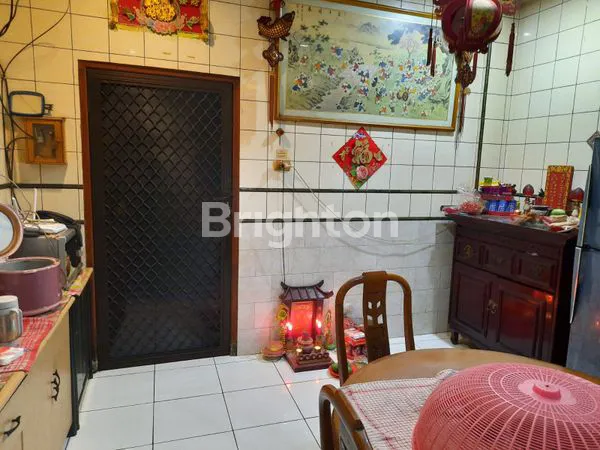 image RUMAH 4 LANTAI DI TELUK GONG, LT 120M² (6)