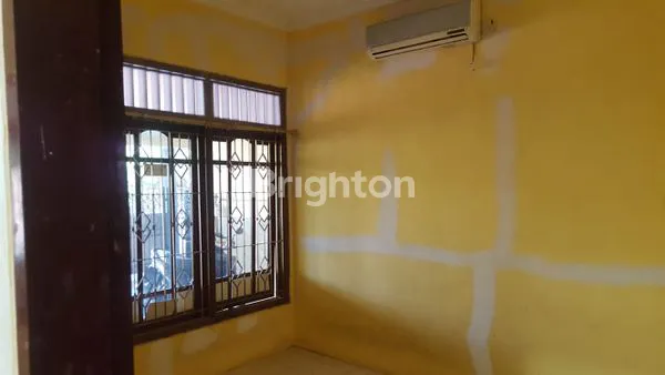 image RUMAH 1 LANTAI PANDUGO LEBAR 8 DEKAT MERR DAN BANDARA. (3)