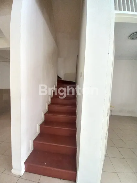 image RUMAH CITRALAND VILLA SENTRA RAYA  DEKAT GWALK, DEKAT KAMPUS UC, DEKAT PAKUWON MALL  (5)