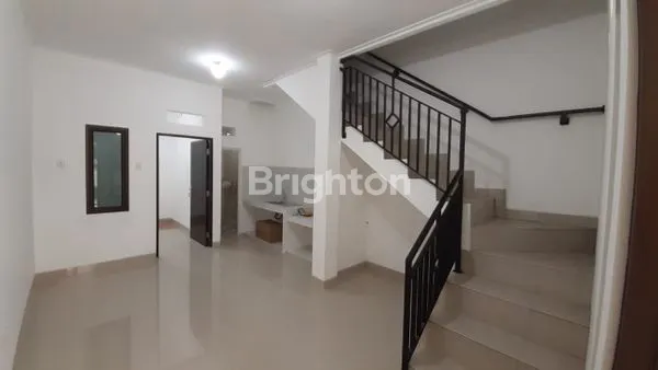 image RUMAH DI TJ DUREN SELATAN JAKARTA BARAT (1)