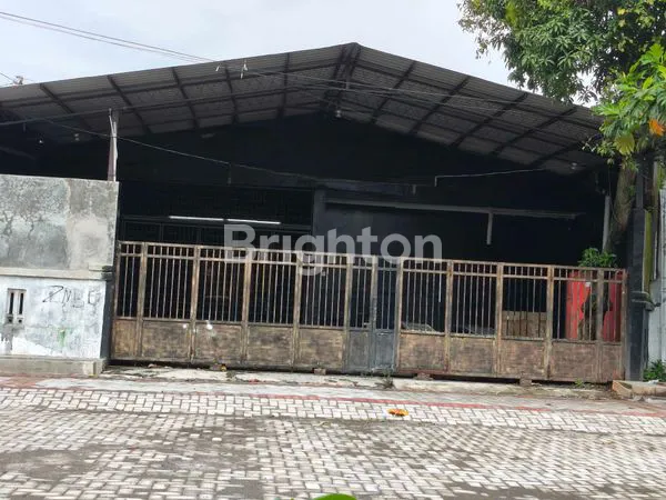 image GUDANG SIAP PAKAI DEKAT PELABUHAN DAN STASIUN SEMARANG UTARA  (2)