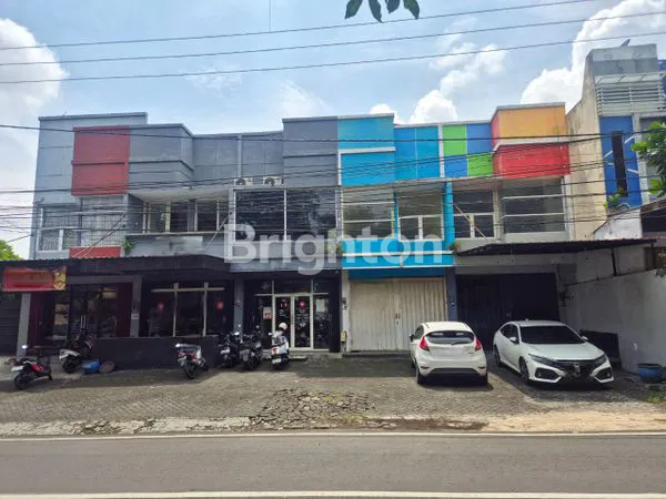 image DI JUAL RUKO 2 LANTAI STRATEGIS COCOK UNTUK KANTOR DAN BUKA USAHA  DI LOWOKWARU (2)