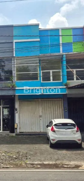 image DI JUAL RUKO 2 LANTAI STRATEGIS COCOK UNTUK KANTOR DAN BUKA USAHA  DI LOWOKWARU (1)
