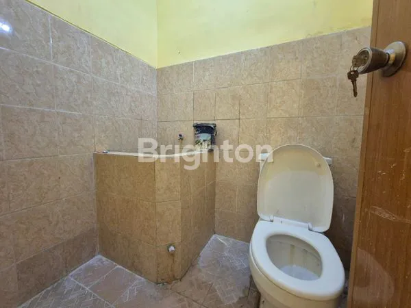 image DI JUAL RUKO 2 LANTAI STRATEGIS COCOK UNTUK KANTOR DAN BUKA USAHA  DI LOWOKWARU (7)