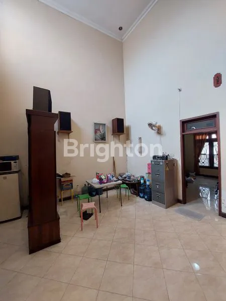 image RUMAH 1.5 LANTAI BONUS KITCHEN SET DI SOLO BARU LOKASI SUPER STRATEGIS  (5)