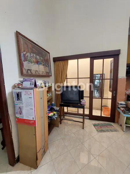 image RUMAH 1.5 LANTAI BONUS KITCHEN SET DI SOLO BARU LOKASI SUPER STRATEGIS  (7)