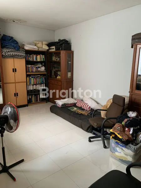 image RUMAH 2 LANTAI DI RAFLESS HILLS CIBUBUR DEKAT MALL & TOL (8)