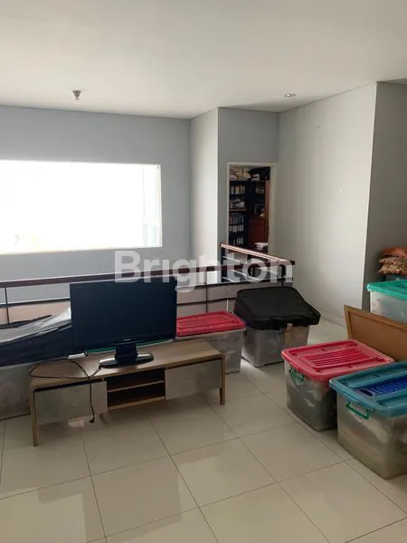 image RUMAH 2 LANTAI DI RAFLESS HILLS CIBUBUR DEKAT MALL & TOL (6)