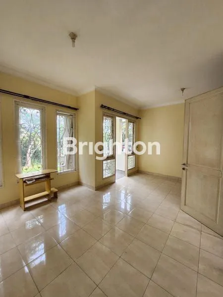 image RUMAH SEWA MEWAH CLUSTER THE GREEN VENETIAN BSD (3)