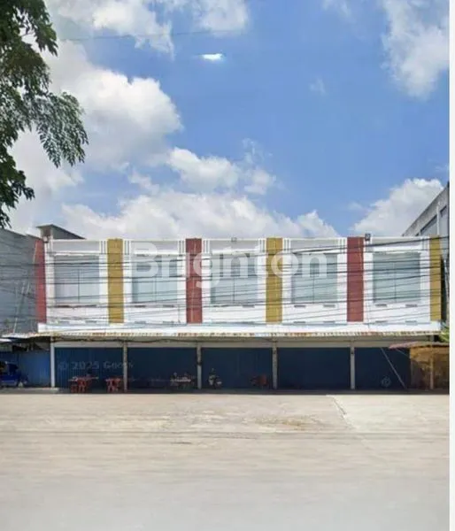 image RUKO GANDENG PREMIUM 5 PINTU DI JALAN ARIFIN AHMAD (2)