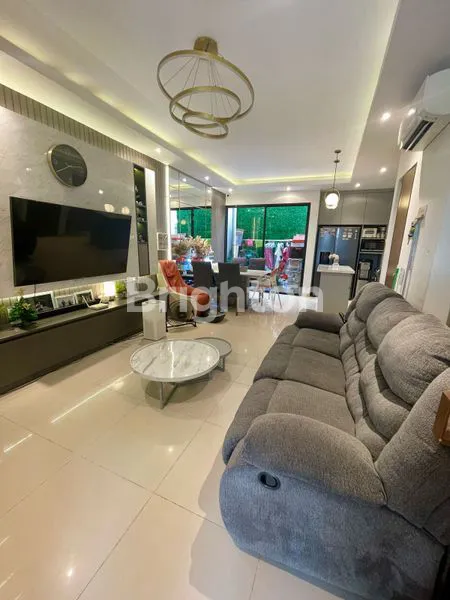 image RUMAH SIAP HUNI DI PROVENCE SUITE SERPONG (2)