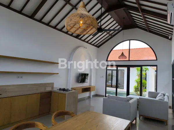 image VILLA DISEWAKAN TAHUNAN DI SESEH MUNGGU 2 KAMAR TIDUR  DEKAT CANGGU (4)