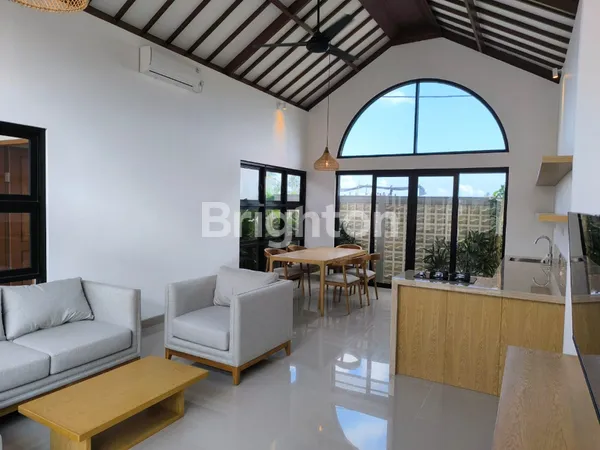 image VILLA DISEWAKAN TAHUNAN DI SESEH MUNGGU 2 KAMAR TIDUR  DEKAT CANGGU (5)