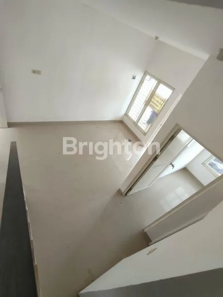 image RUMAH MINIMALIS SIAP HUNI DI PERUMAHAN GREEN MANSION,BANJAR KEMUNING, SEDATI SIDOARJO (5)