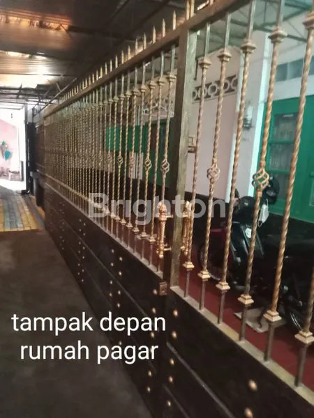 image DIJUAL RUMAH HITUNG TANAH DI TENGAH KOTA SURABAYA (1)