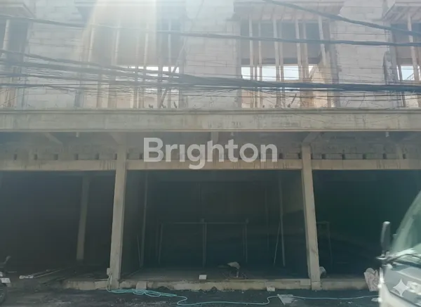 image DISEWAKAN TOKO STRATEGIS DI JALAN PADANG LINJONG BALI (2)