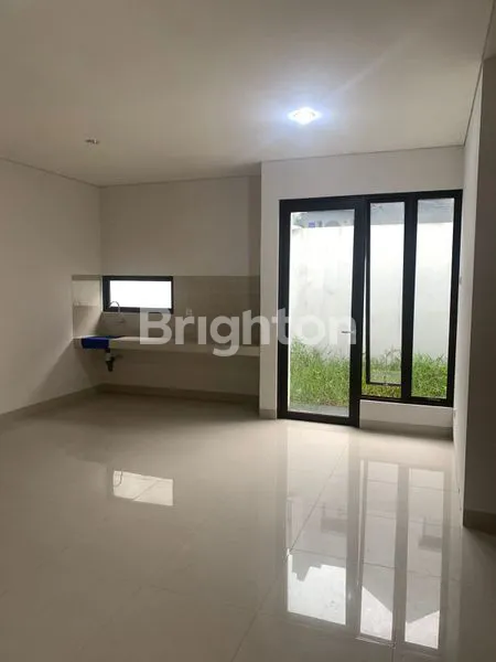 image RUMAH PARAMOUNT PETALS CUKANGGALIH CURUG TANGERANG BANTEN (3)