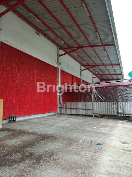 image RUKO STRATEGIS DI GATOT SUBROTO, PARKIR LUAS & SIAP PAKAI (3)