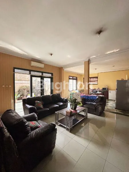 image RUMAH BESAR STRATEGIS CILANDAK – DEKAT CITOS & MRT (3)