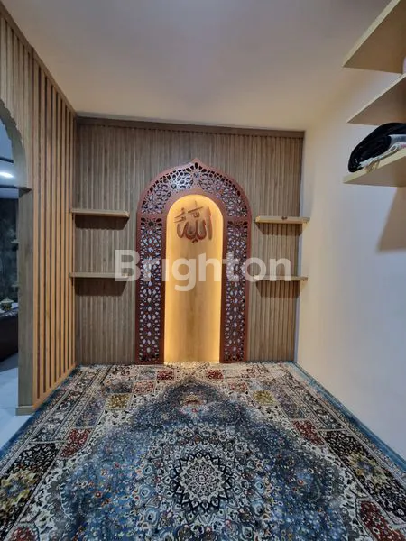 image DIJUAL HUNIAN MEWAH SIAP HUNI, 4 1/2 LANTAI DEKAT KAMPUS (6)