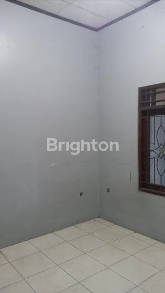 image RUMAH BONUS KIOS DI TEPI JALAN KARTINI KARANGMALANG SRAGEN  (8)