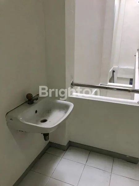 image JUAL SEWA KONTRAK RUKO TOKO RAYA BONGKARAN PABEAN CANTIKAN CANTIAN SURABAYA PUSAT (6)