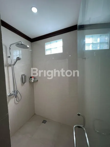 image SEWA VILLA 3 BR LUAS 410M2 DI SANUR BALI DEKAT PELABUHAN & MALL (7)