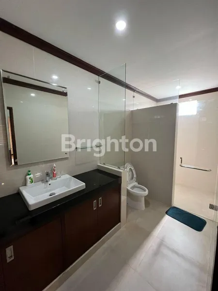 image SEWA VILLA 3 BR LUAS 410M2 DI SANUR BALI DEKAT PELABUHAN & MALL (8)