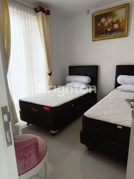 image RUMAH FULL FURNISHED SIAP HUNI DI CITRA GRAND MUTIARA (3)
