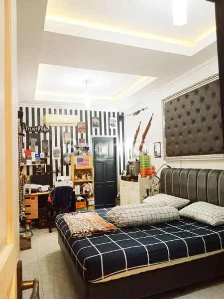 image RUMAH FULL FURNISH + 2 KOSAN, INVESTASI CERDAS DI YASMIN (4)