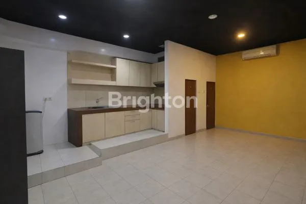 image RUMAH INDUSTRIAL 1 LANTAI KELAPA GADING - COCOK UNTUK STUDIO/OFFICE (7)