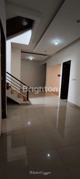 image RUMAH BARU SIAP HUNI DI PESONA KHAYANGAN (4)