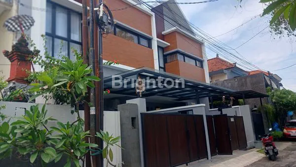 image 2 UNIT VILLA MODERN FULL FURNISH DI DENPASAR (1)