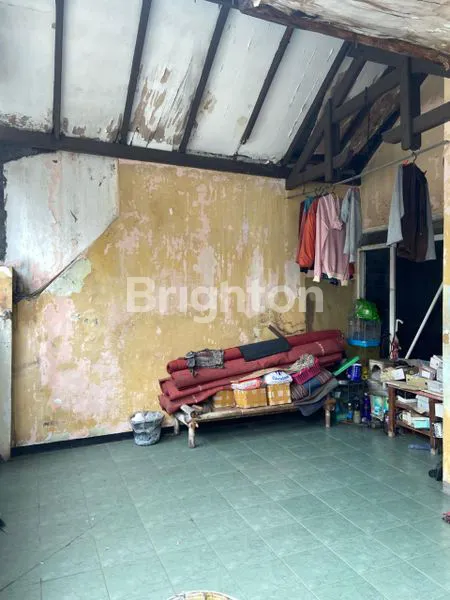 image RUMAH BUTUH RENOVASI TENGAH KOTA SURABAYA (6)