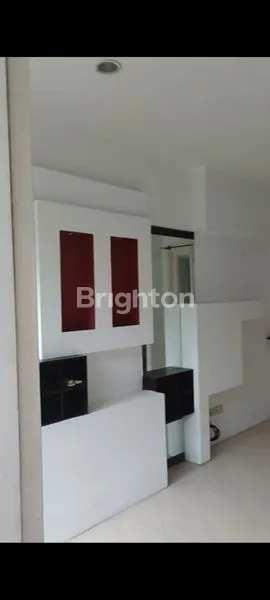 image DISEWA MURAH RUMAH BAGUS SEMI FURNISHED DI CLUSTER PERMATA ELOK - LIPPO KARAWACI (2)