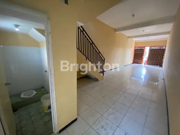 image DIJUAL ATAU DISEWA RUKO AREA KOMERSIL WARU SIDOARJO LOKASI SANGAT STRATEGIS (2)