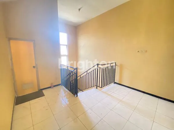 image DIJUAL ATAU DISEWA RUKO AREA KOMERSIL WARU SIDOARJO LOKASI SANGAT STRATEGIS (4)