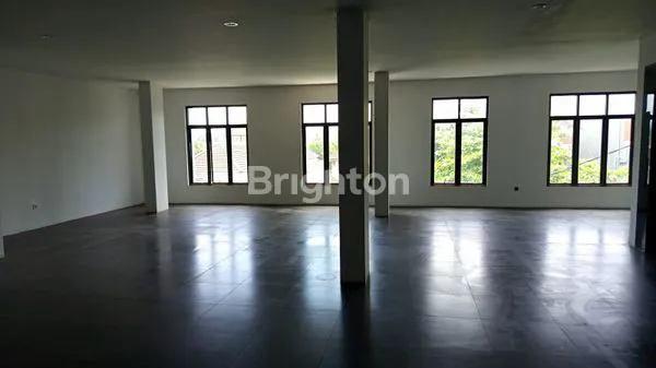 image RUANG KOMERSIAL STRATEGIS DI CANGGU, AKSES LIFT (4)