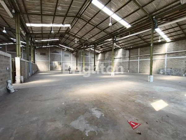 image GUDANG LUAS 1584M² DI TAMAN TEKNO BSD (3)