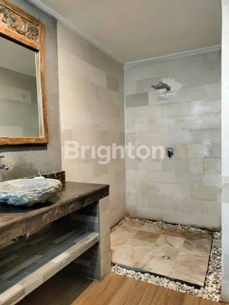 image GORGEOUS 2 BEDROOMS FULLY FURNISHED IN TUMBAK BAYUH - CANGGU (7)