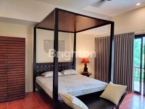 image GORGEOUS 2 BEDROOMS FULLY FURNISHED IN TUMBAK BAYUH - CANGGU (4)