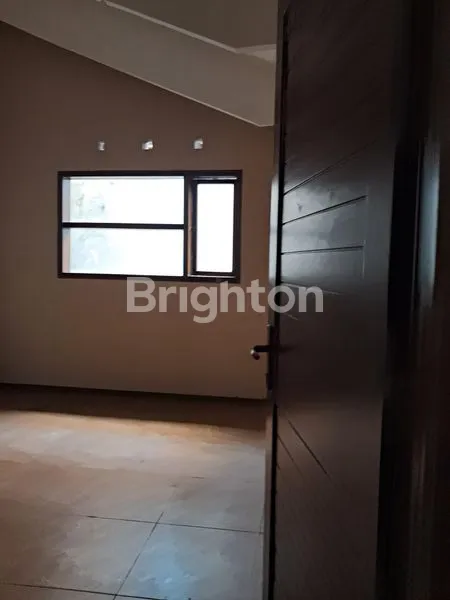 image RUMAH STRATEGIS DI BANDUNG, 4+1 KT, 2+1 KM (4)